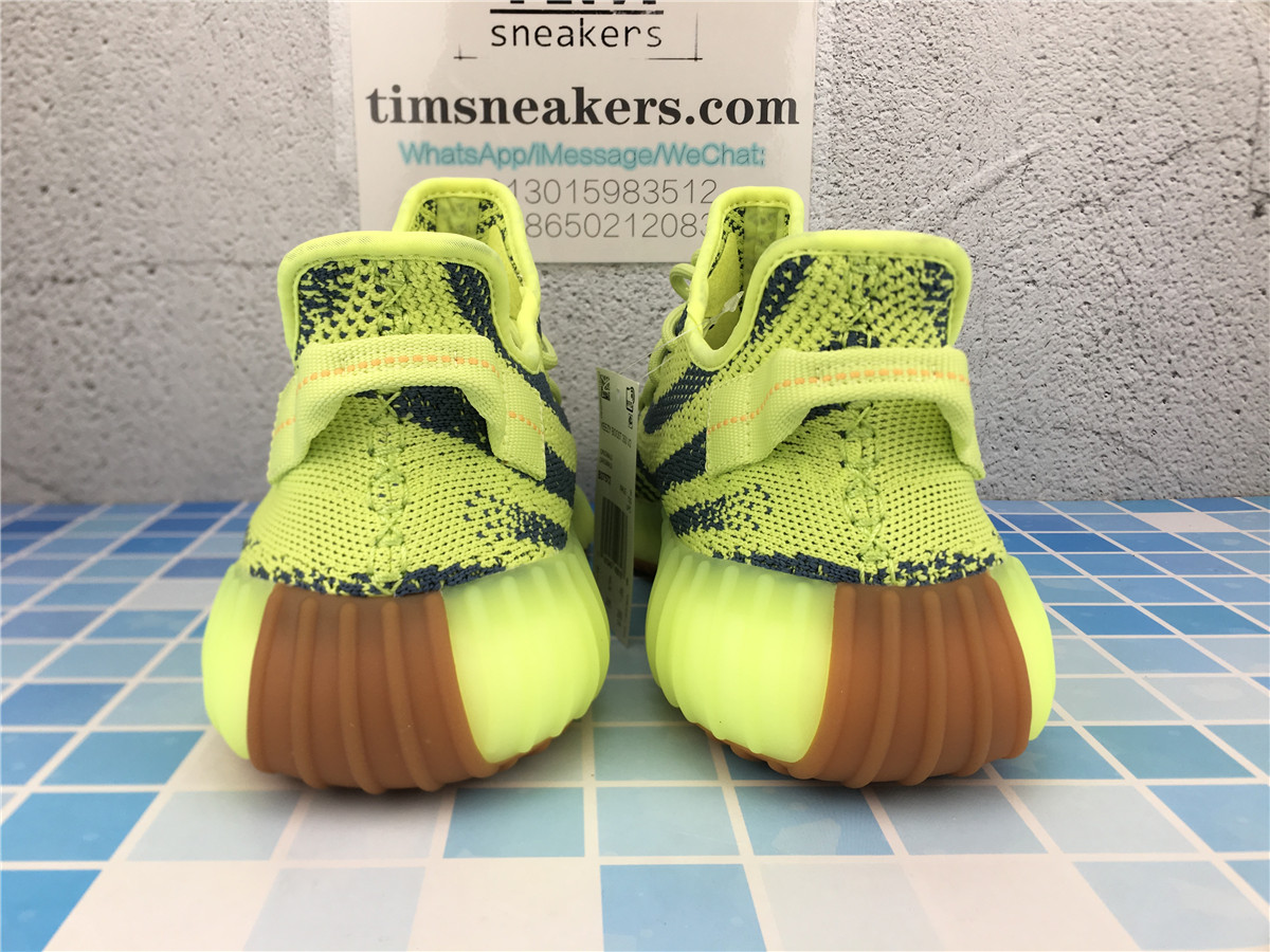 Yeezy Boost 350 V2 Semi Frozen Yellow B37572